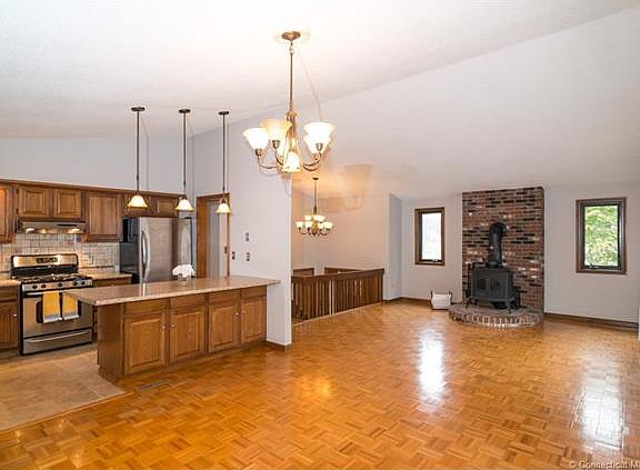 Open floor living: Kitchen,...