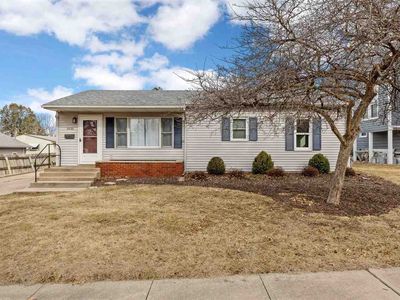 2020 G St, Iowa City, IA, 52240