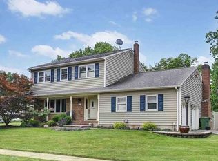 7 Purdue Rd, Edison, NJ 08820