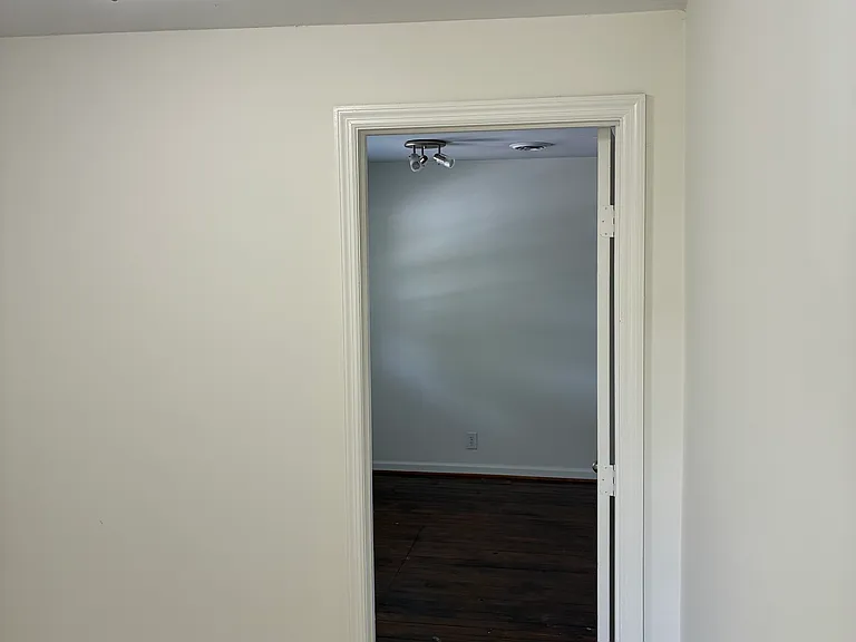 301 35th Ave N #A — Photo 8
