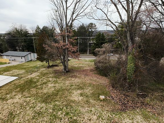 3rd image of 2140 Tennessee Ave