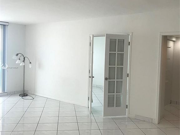 5th image of 5001 Collins Ave APT 8C