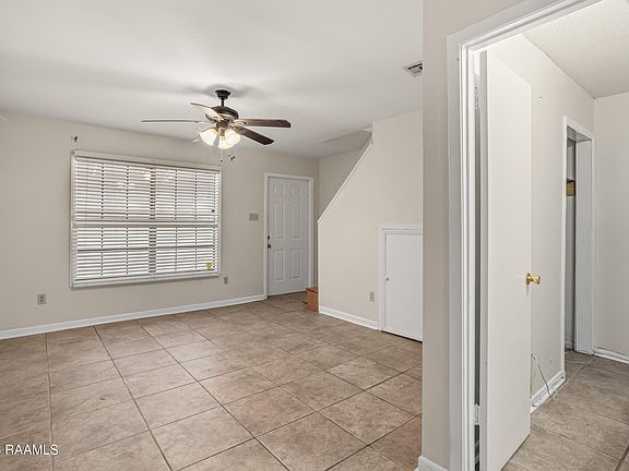 4th image of 115 Woodworth Ln #F
