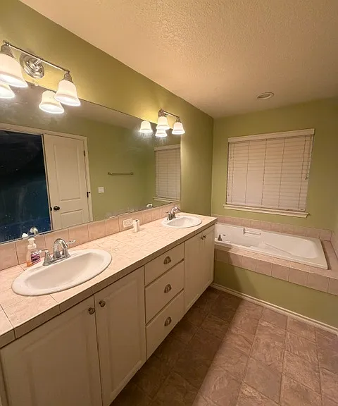 4876 NW Olivares Ter — Photo 7