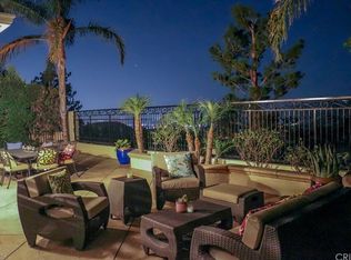 11419 Santini Ln, Northridge, CA 91326