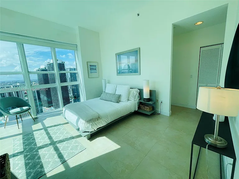 951 Brickell Ave #4211 — Photo 20