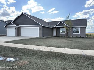 11723 N Simmons Ln, Rathdrum, ID 83858