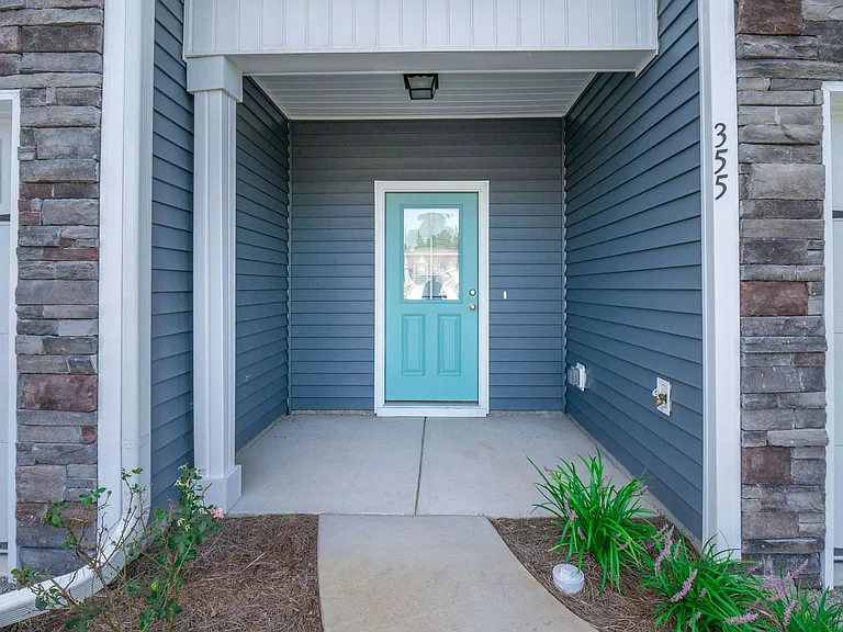 355 S Stingray Ln — Photo 4
