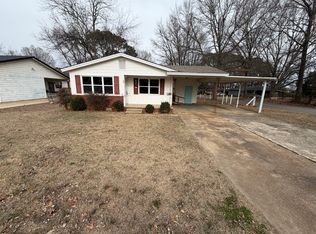 100 W Lincoln Ave, Searcy, AR 72143