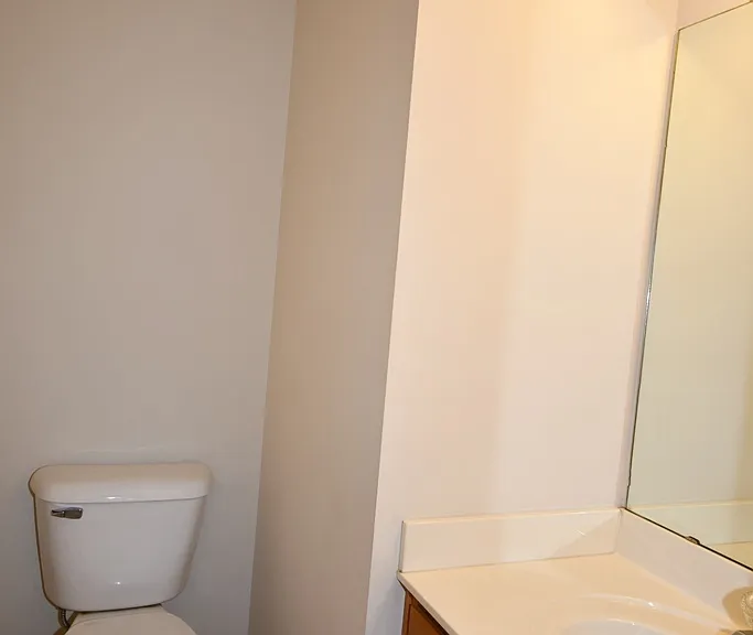 1137 Thomas Ln #B — Photo 7