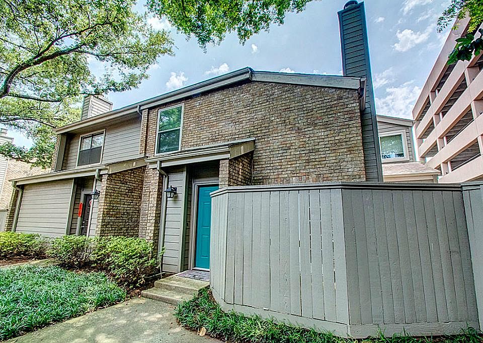 1st image of 2601 Augusta Dr APT 26
