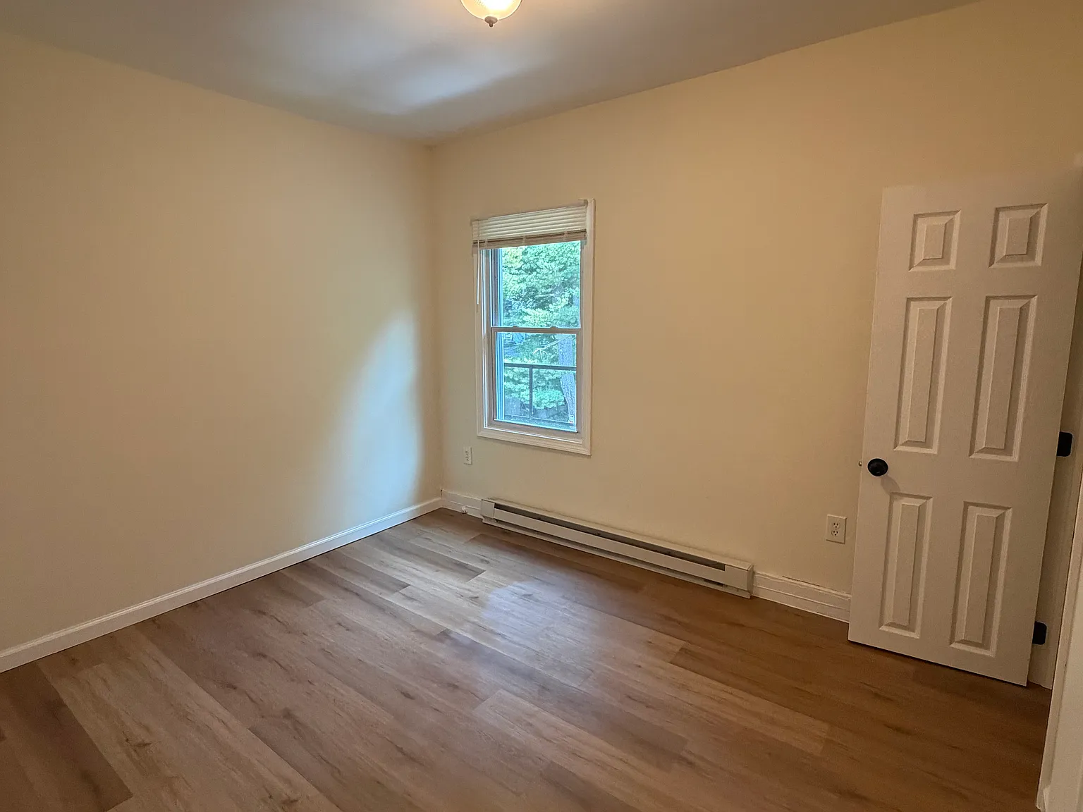 122 Willow St — Photo 4