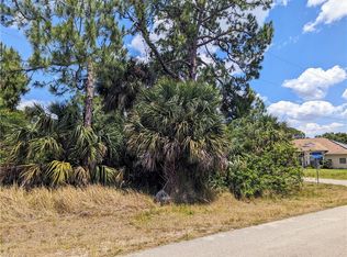 749 Spaulding St E, Lehigh Acres, FL 33974