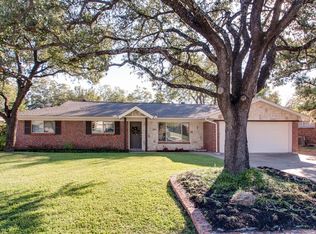 7420 S College Cir, North Richland Hills, TX 76180
