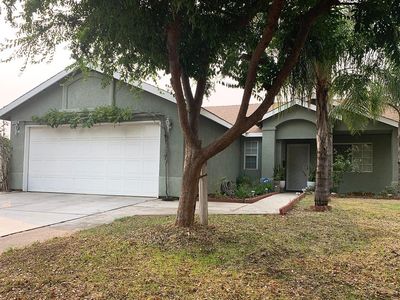 1435 N Bush Ave, Fresno, CA, 93727