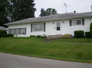 134 Saint John St, Barberton, OH