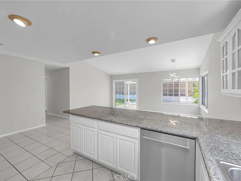 14232 Matisse Ave — Photo 11