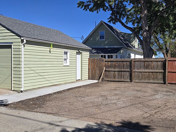 Detached 2 Car Garage with Alley Parking