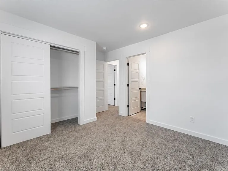 830 Ventnor Ave — Photo 7