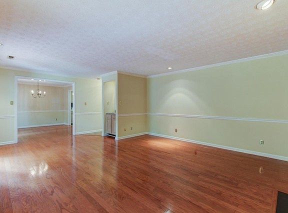 5th image of 8511 Cypress Lake Dr E