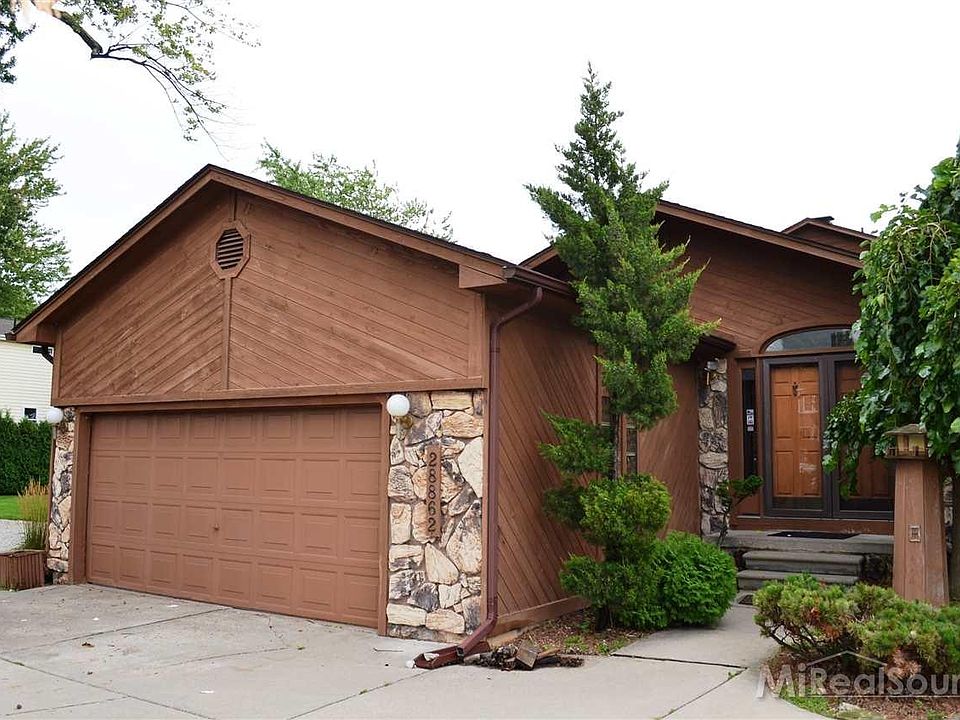 1st image of 28862 Jefferson Ave
