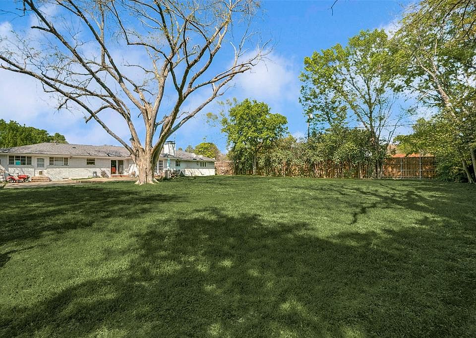 1st image of 5934 Lakehurst Ave Lot 2BB