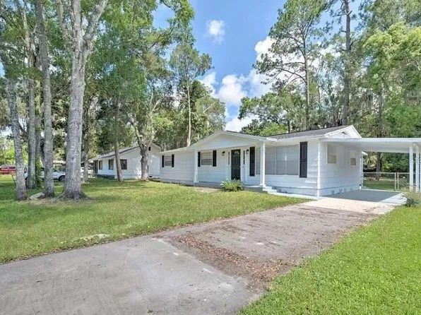 451 NE 9th St, Crystal River, FL 34428