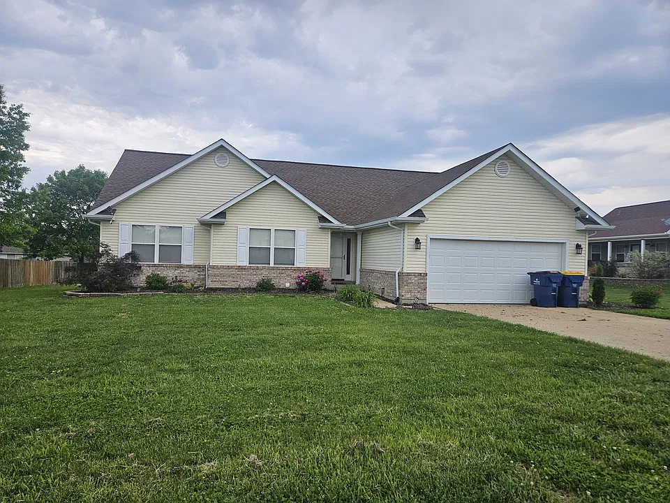615 Arrowhead Ln