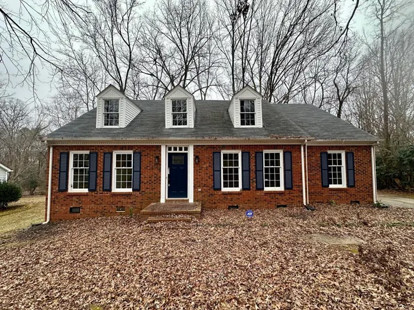 1401 Longbrook Dr, Charlotte, NC 28270