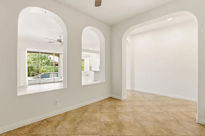 1589 E Vesper Trl — Photo 28