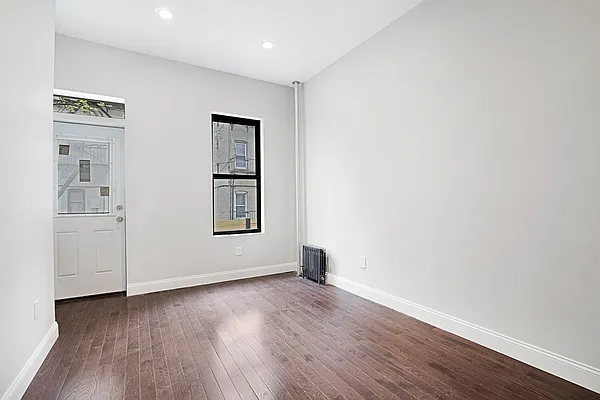 Rented by Compass | media 29