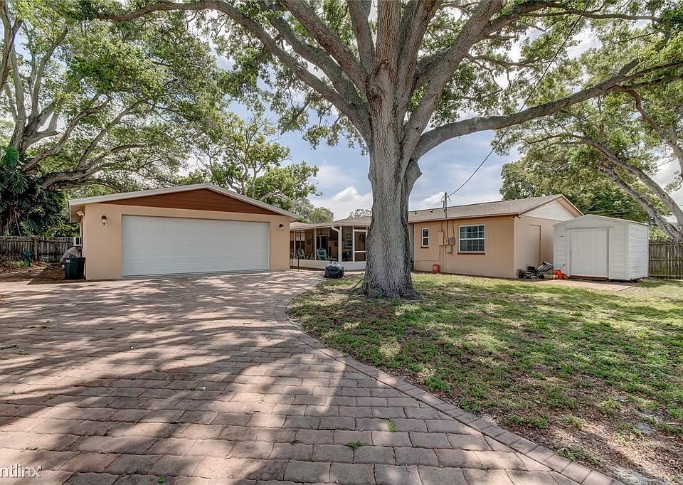 1st image of 3020 Lake Vista Dr