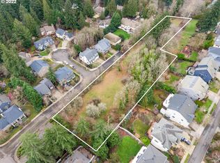 SW Comus St, Portland, OR 97219