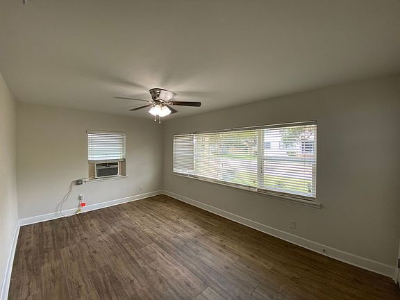 3rd image of 1605 Flagler Ave APT 2