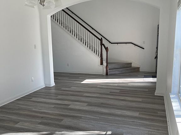4th image of 11016 Silo Valley Dr