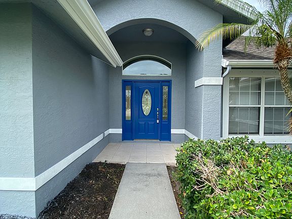 3rd image of 1362 SW Leisure Ln
