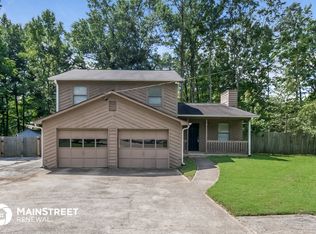 3220 Palomino Dr, Powder Springs, GA 30127