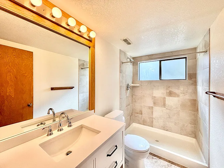 24119 SE 18th Pl — Photo 23