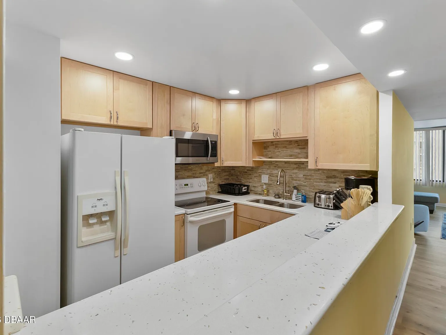 2 bed, 2.0 bath, 1247 sqft, $2,450 — Photo 4