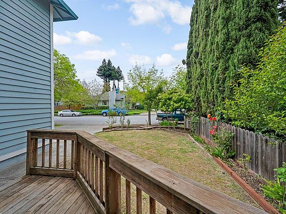 5th image of 1924 Gambels Way