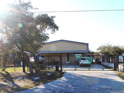711 N VERNE, Rockport, TX, 78382