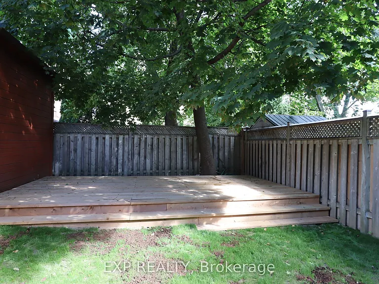 342 Eglinton Ave E — Photo 18