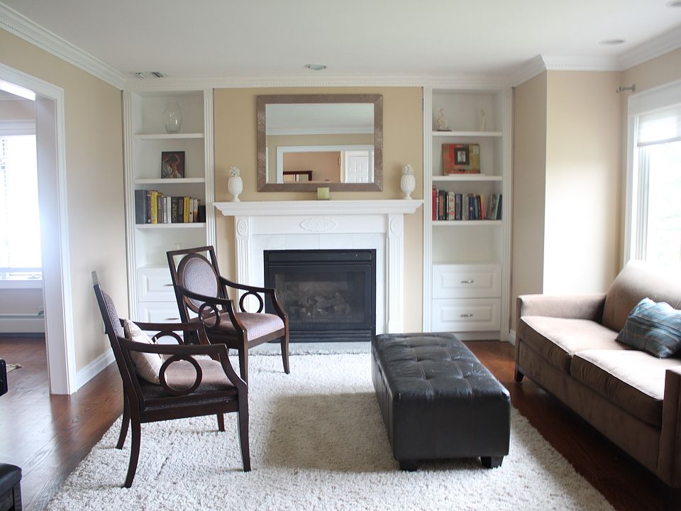 1st image of 45 Townline Ct