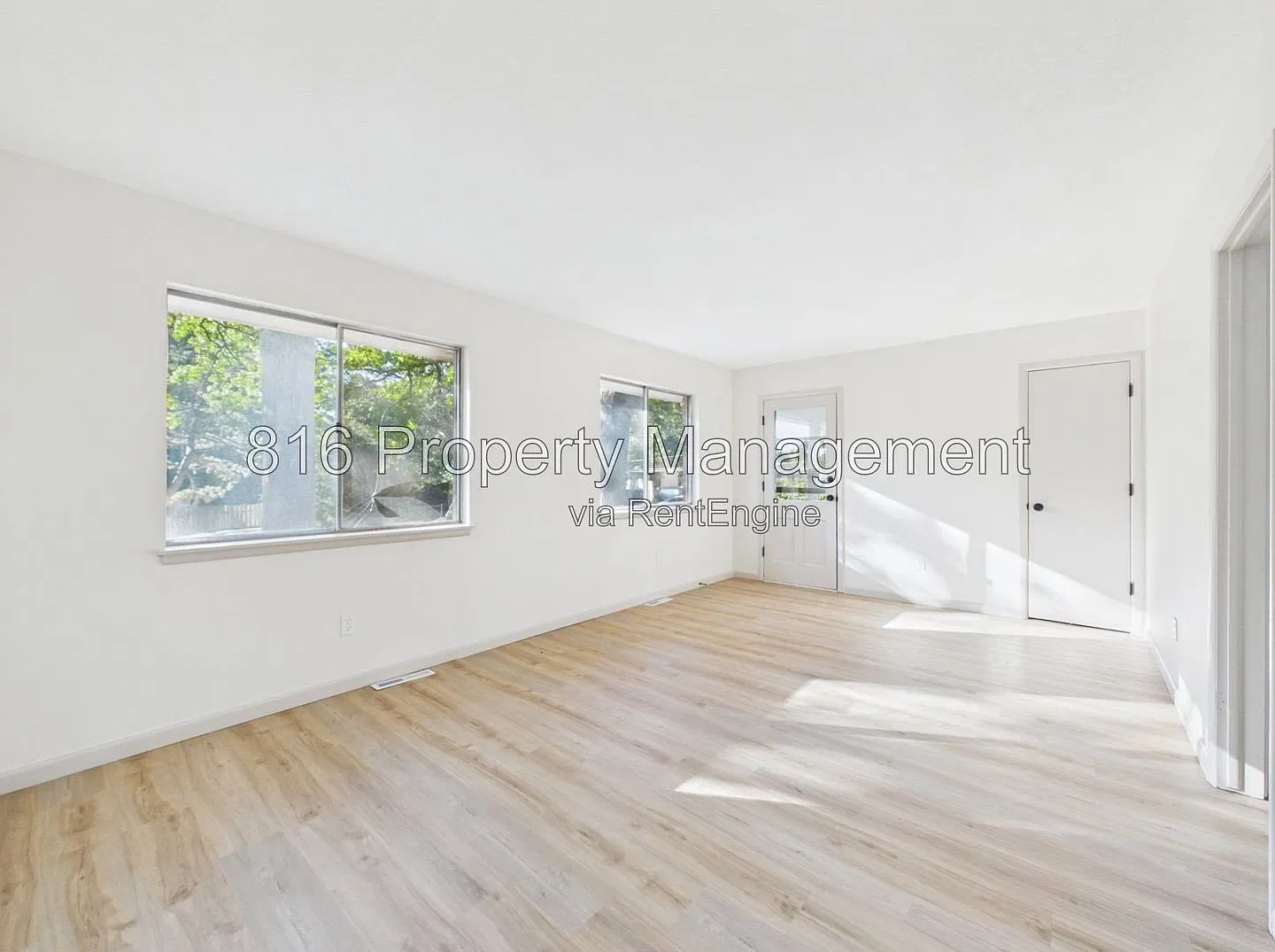2 bed, 1.0 bath, 811 sqft, $1,700 — Photo 3