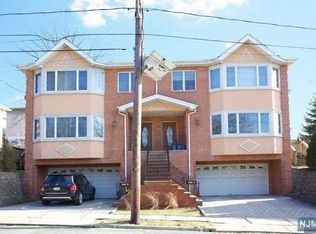 404 6th St #A, Palisades Park, NJ 07650