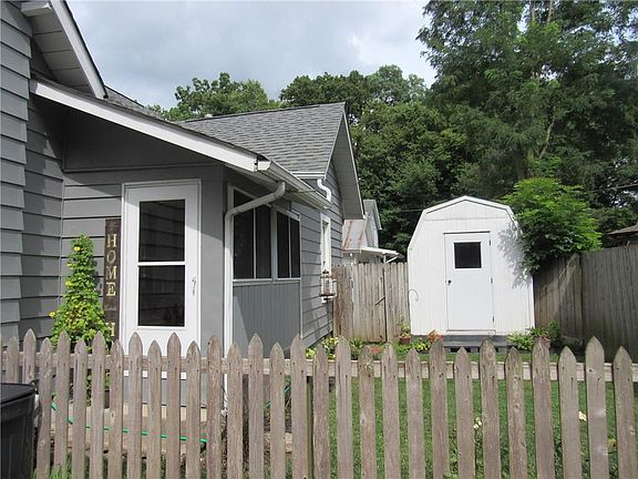 4th image of 313 Avon Ave