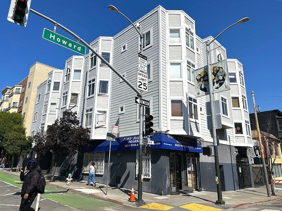 1st image of 195 7th St #205