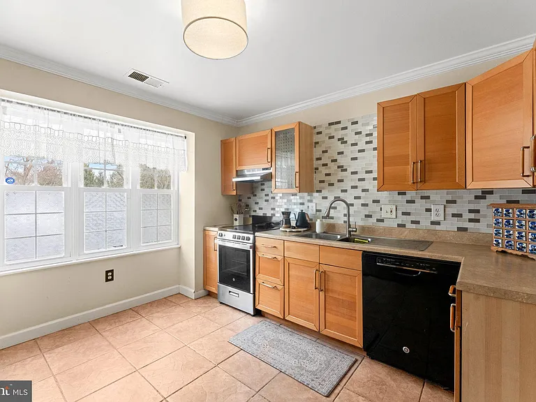 18310 Timko Ln #99 — Photo 4