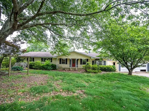 1726 Old Highway 100, Waco, GA 30182