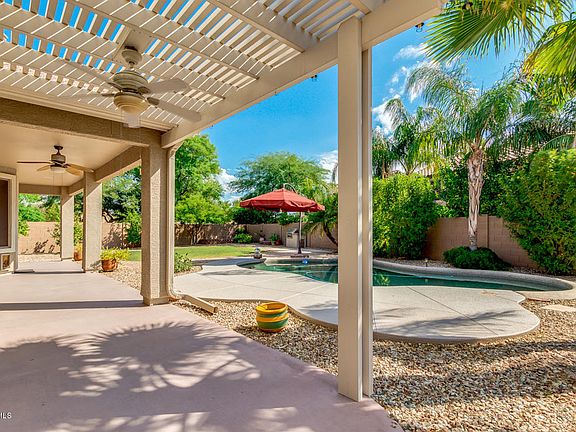 5th image of 13525 W Mauna Loa Ln